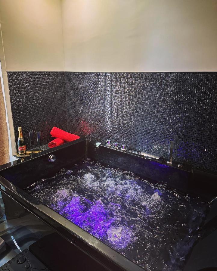 Suite De Prestige Avec Spa & Cinema Ivry-sur-Seine Extérieur photo